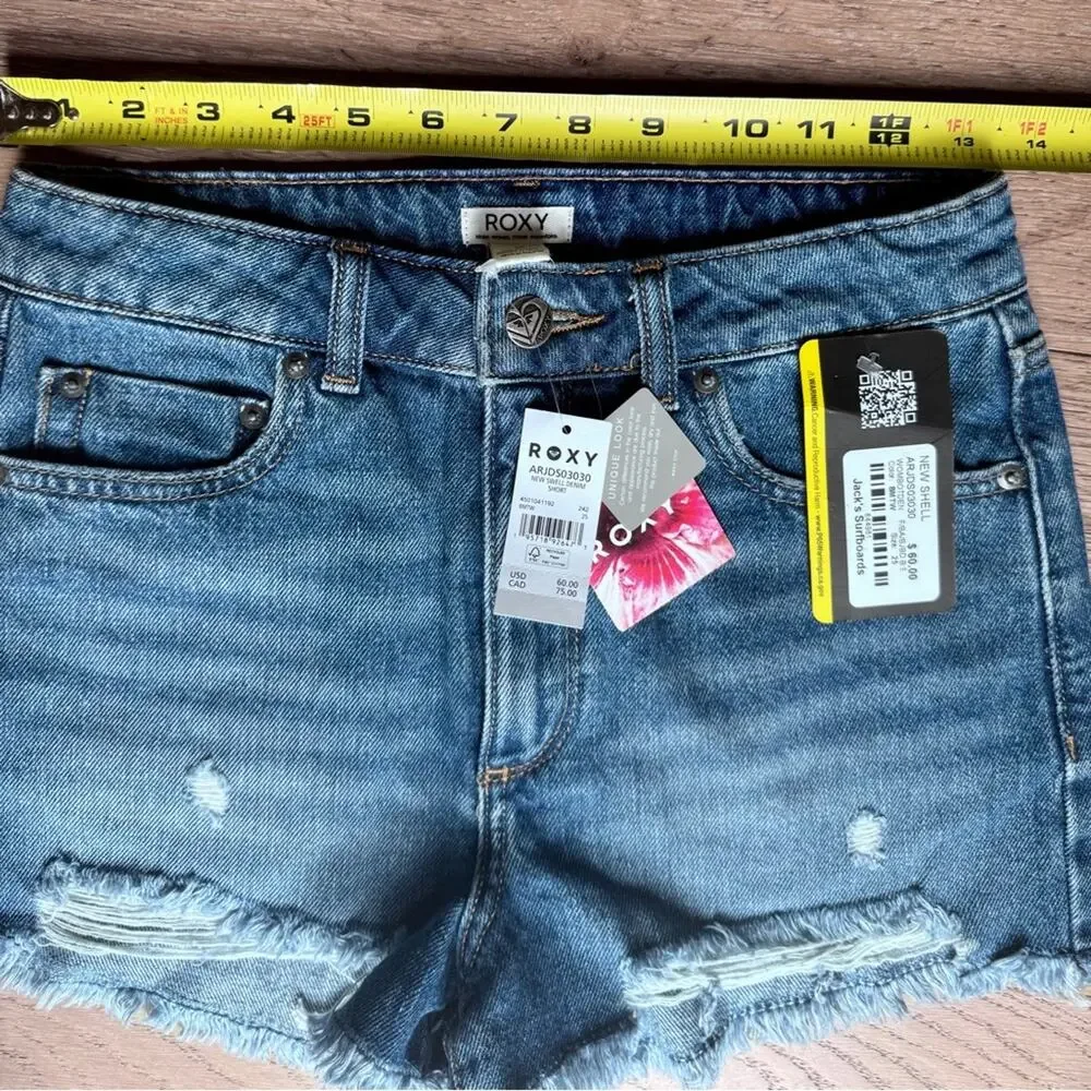 NWT Roxy high rise Blue wash distressed frayed cutoff Shorts size 25